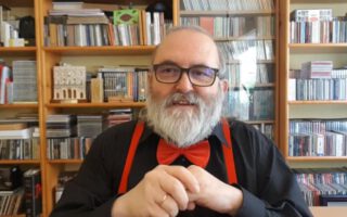 Descubre 6 poemas de Gloria Fuertes recitados